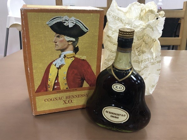 【未開栓・希少】ヘネシー コニャック シルバートップ ！700ml 飲料 ☆ 1円 【未開栓 古酒 】Hennessy ヘネシー シルバートップ (40