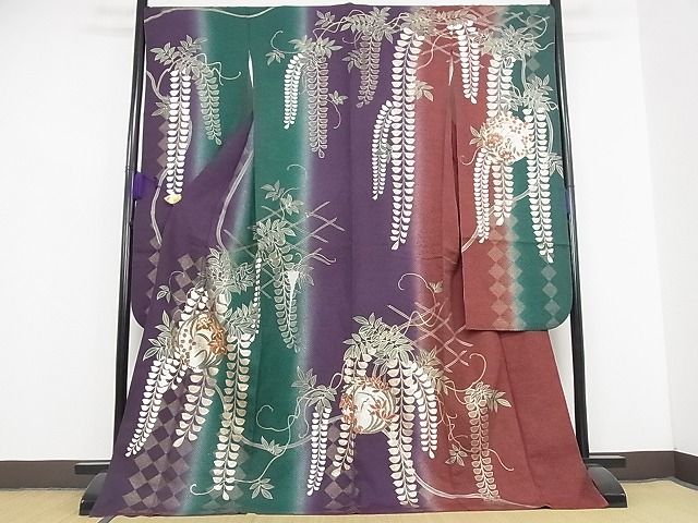 着物屋こころ■豪華振袖　駒刺繍　花丸文　暈し染め　金銀彩　着丈174cm　裄丈69cm　正絹　逸品　B-zg2672