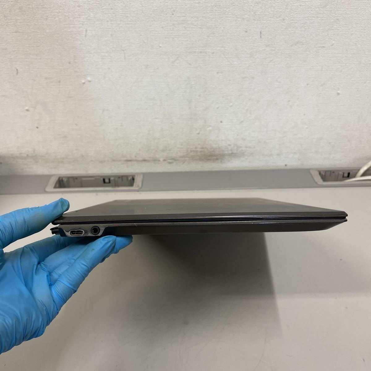 ニ44 東芝dynabook VZ72/B PVZ72BM-NXA Core i 7-7500U 8GB ジャンク