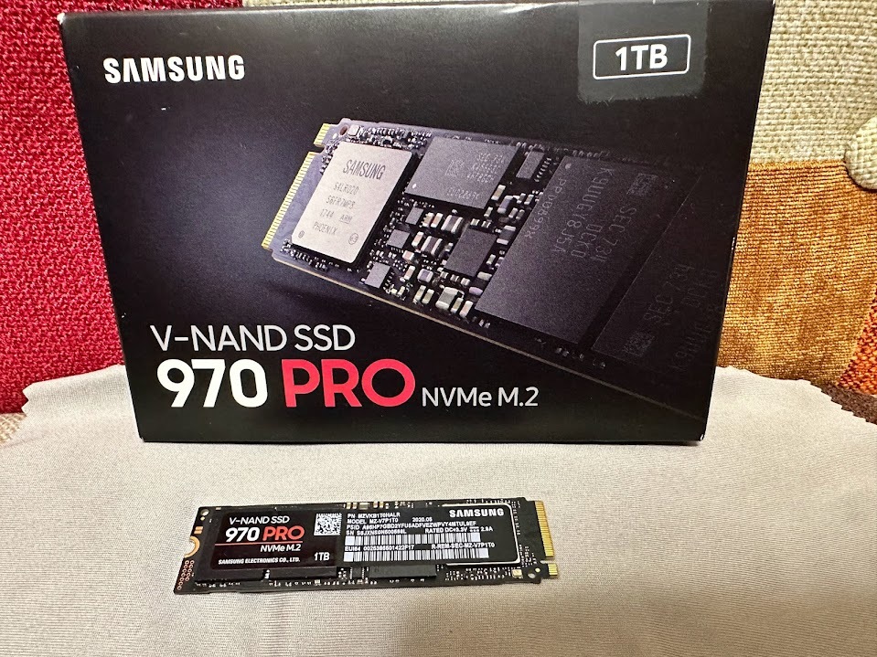 即決 ほぼ新品 1時間未満稼働 SAMSUNG 512GB M.2 SSD SATA