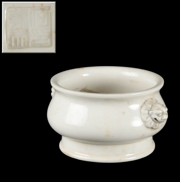 徳化窯 白高麗 獅子双耳香炉 白磁 中国古玩 中国美術 白南京