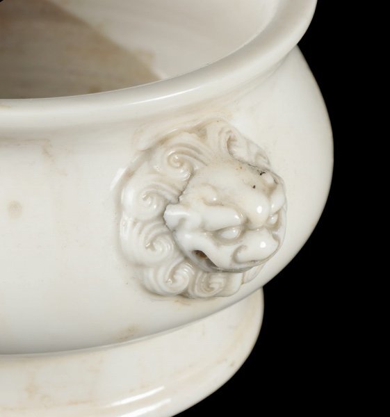 徳化窯 白高麗 獅子双耳香炉 白磁 中国古玩 中国美術 白南京