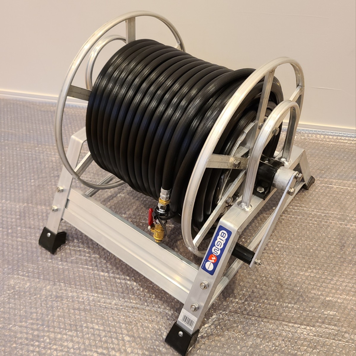 丸山製作所 アルミ巻車セット 8.5×50m ビックエム BIGM ホースリール 丸山製作所 アルミ巻車セット 8.5×50m ビックエム BIGM ホースリール