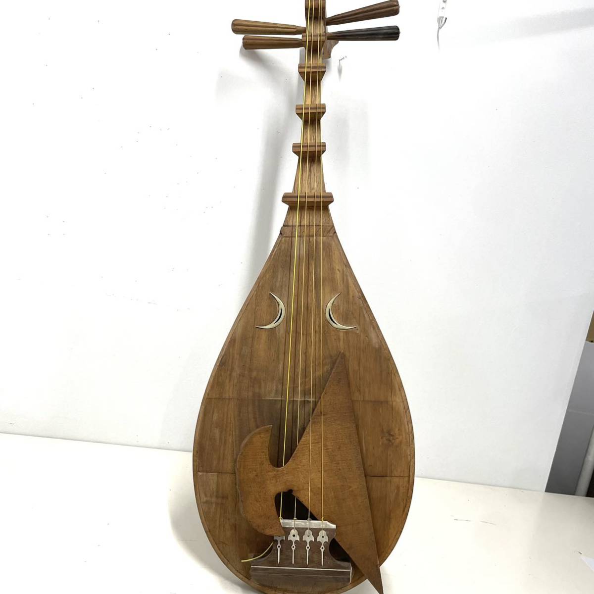  和楽器 筑前琵琶 弦楽器 全長約91cm 4弦 04(琵琶)｜売買されたオークション情報、yahooの商品情報をアーカイブ公開 - オークファン 琵琶