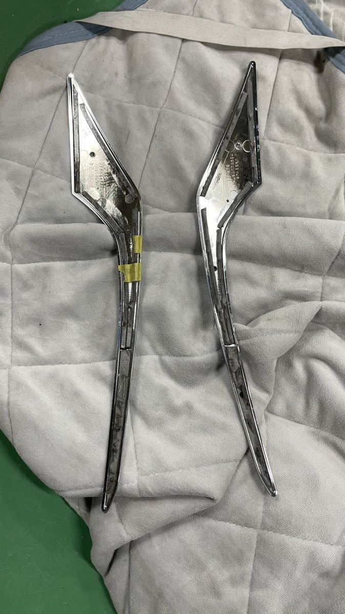 ZVW52 プリウスPHV モデリスタFrグリルガーニッシュ(メッキ) 楽天市場