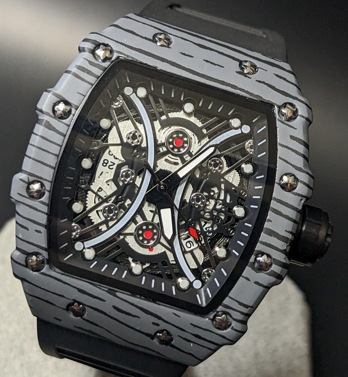 新品 腕時計 リシャールミルtype クオーツ オマージュウォッチ ラバー トノー ゼブラ グレー