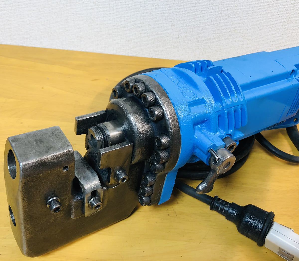 Ogura オグラ 電動油圧式 パンチャー HPC-18N 中古品.._10