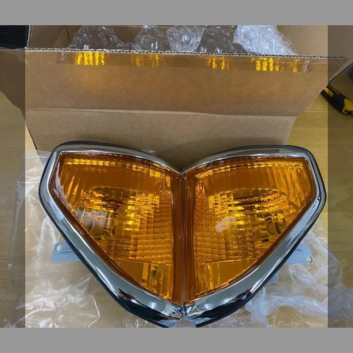 78プラド プラド コーナーランプ 新品未使用 即納 送料込 78プラド