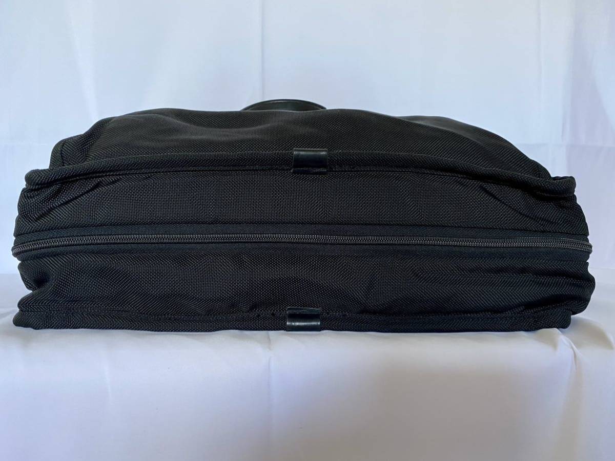 送料無料】美品／TUMI／トゥミ／ビジネスバッグ／出張／バリスティック