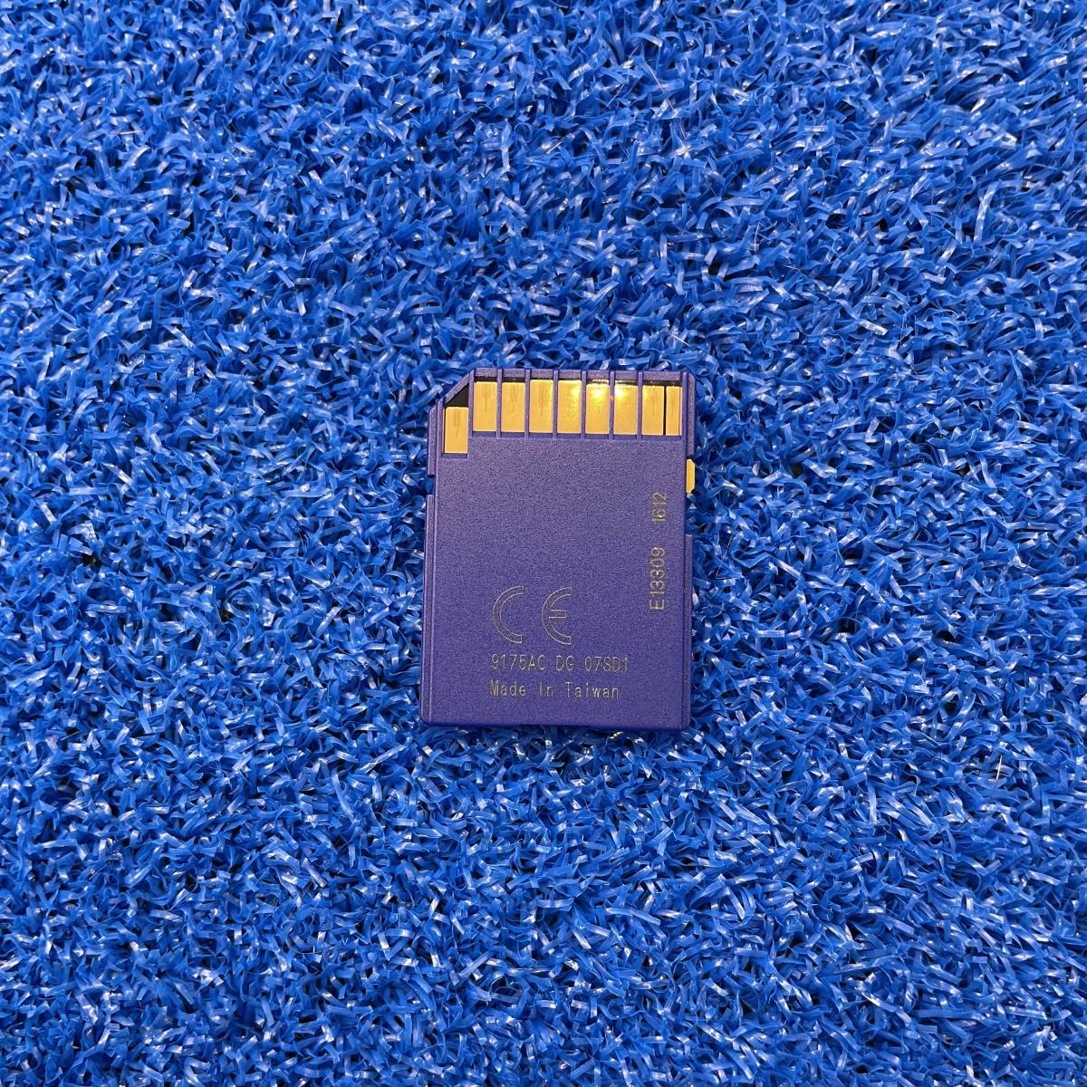AK-0005351] SD カード Clarion 地図データ 収録 16GB 2020年 