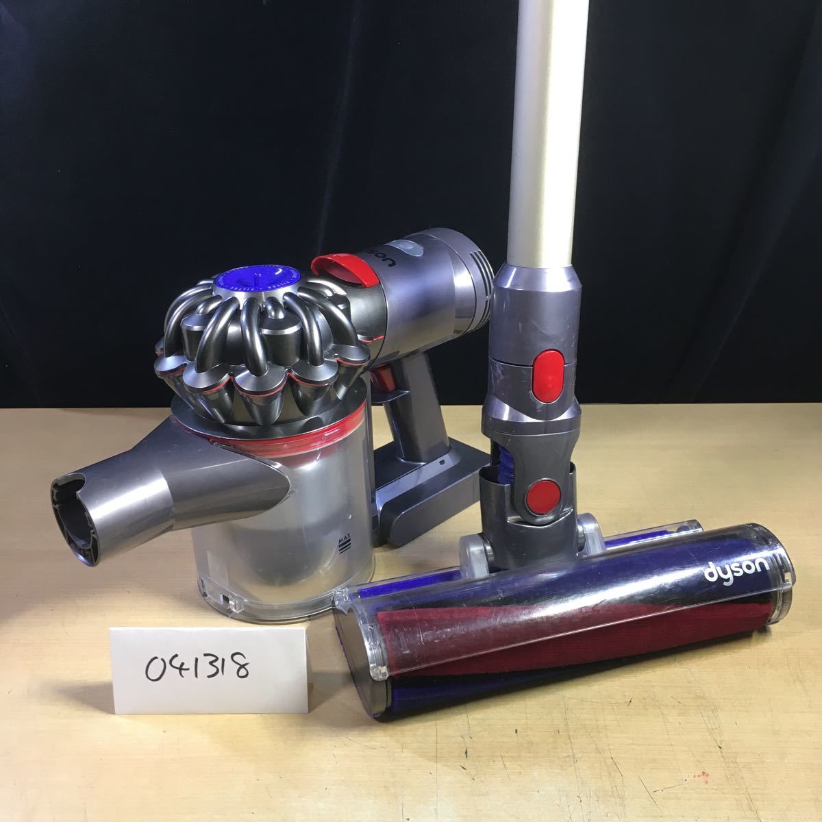 送料無料】(041318) dyson SV11 サイクロン式コードレスクリーナー