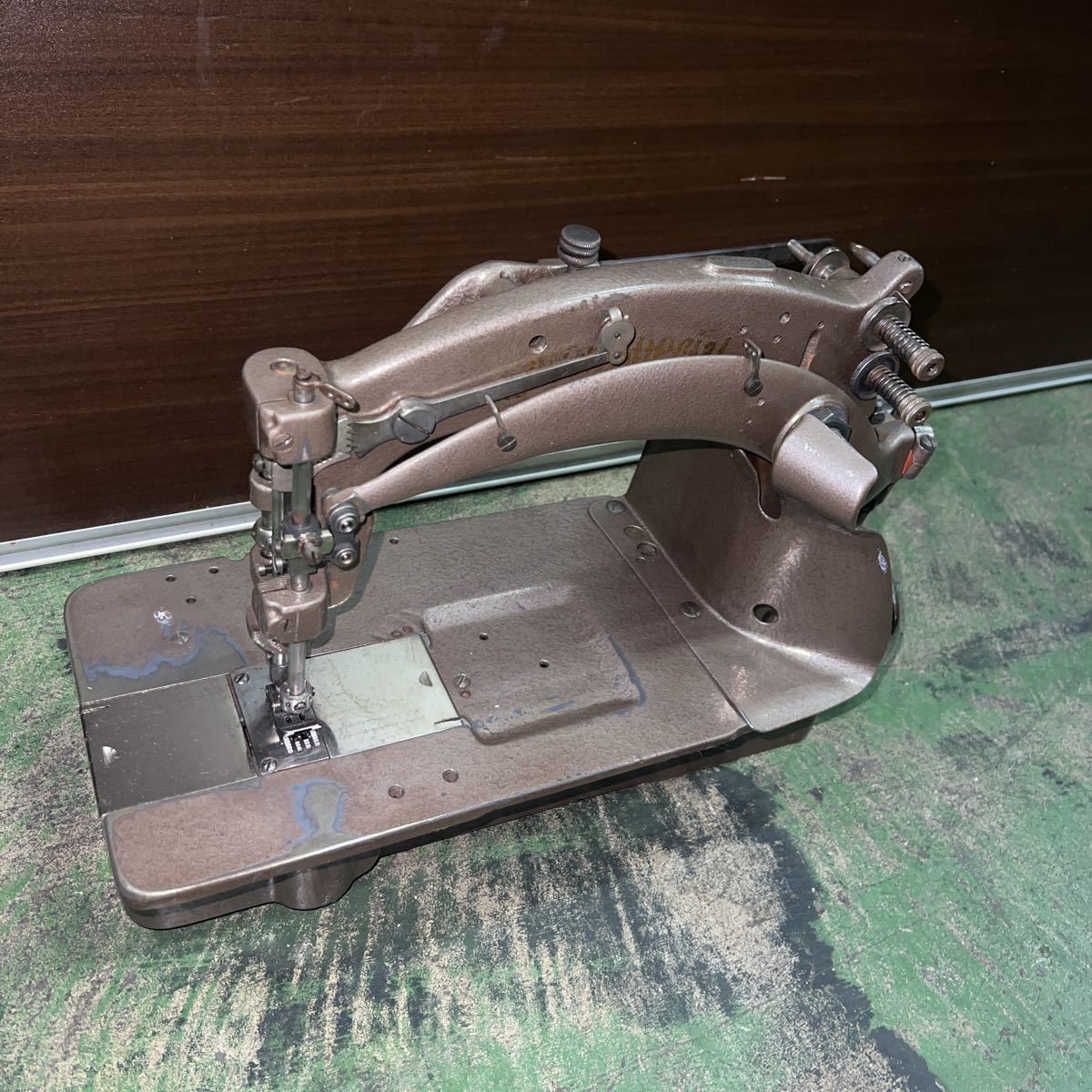 23041401 昭和レトロ アンティークミシン 希少　2本針　工業用ミシン