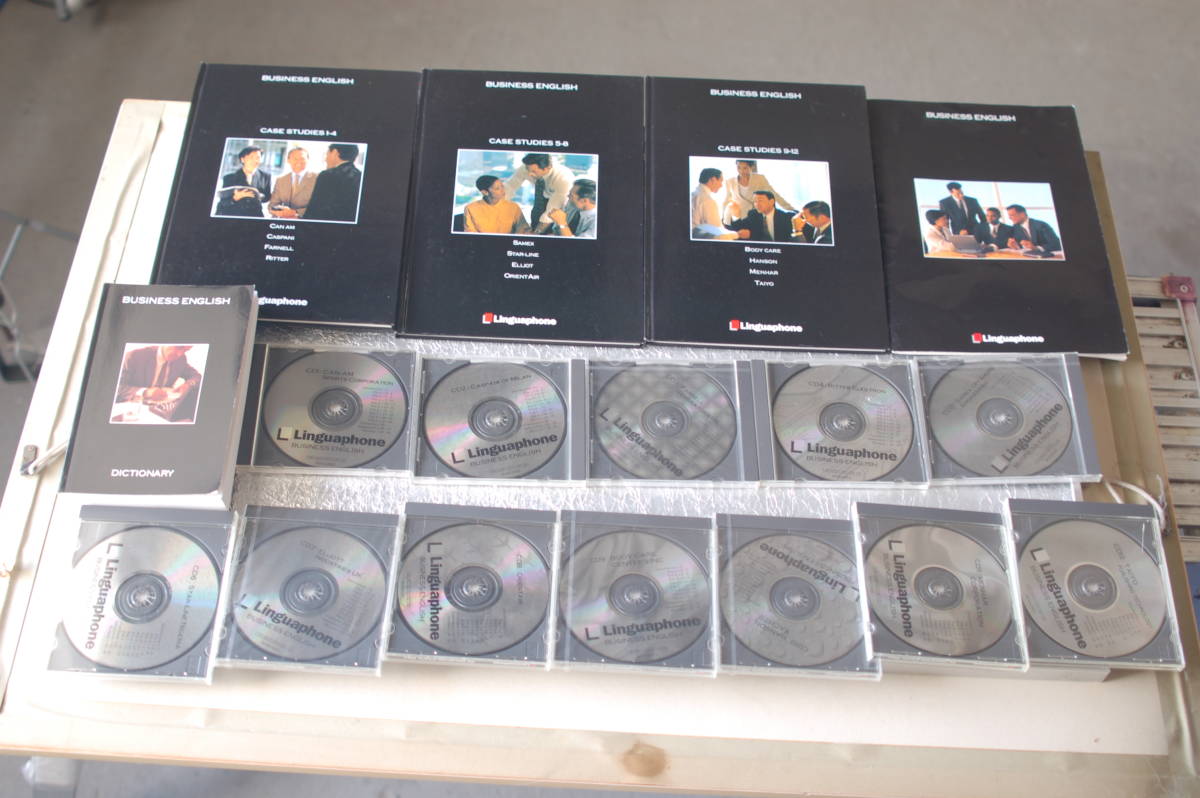 リンガフォン　LINGUAPHONE 米語（CD12巻　未開封です。）ビジネス・コース　Business Course　テキストは　ほぼ未使用です。