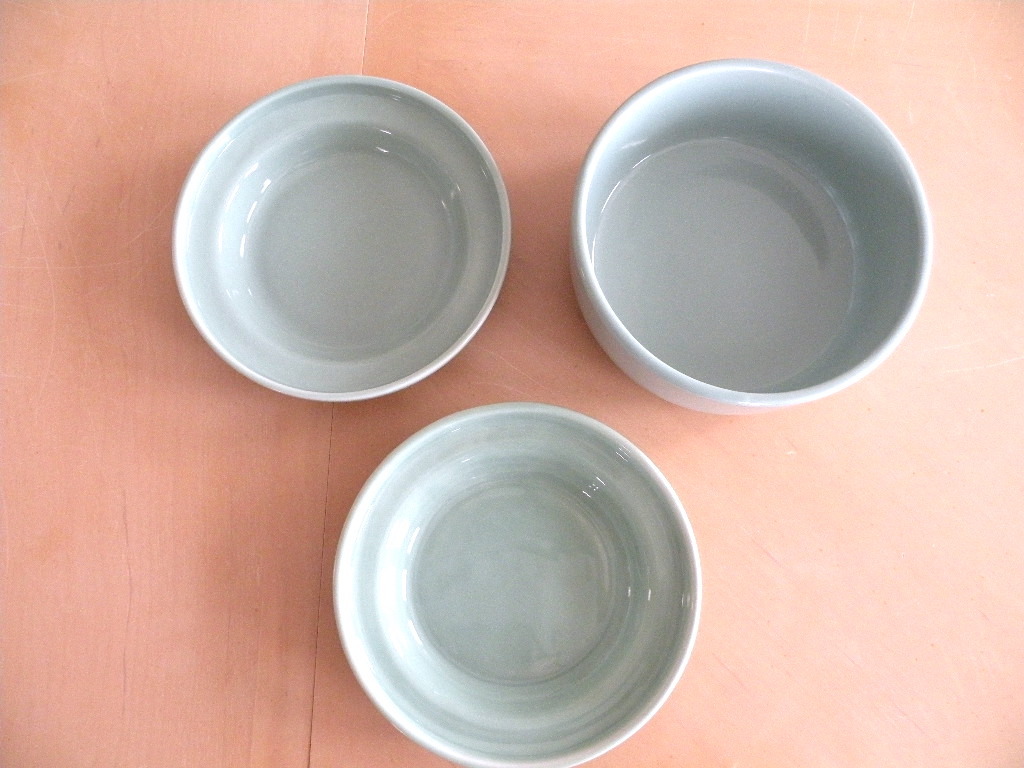 Aukatz ヘルスウォーター ＊水飲み用ボウル M ＊　フードボウルM　２枚＊オーカッツ 陶器製　猫用食器 国産品 