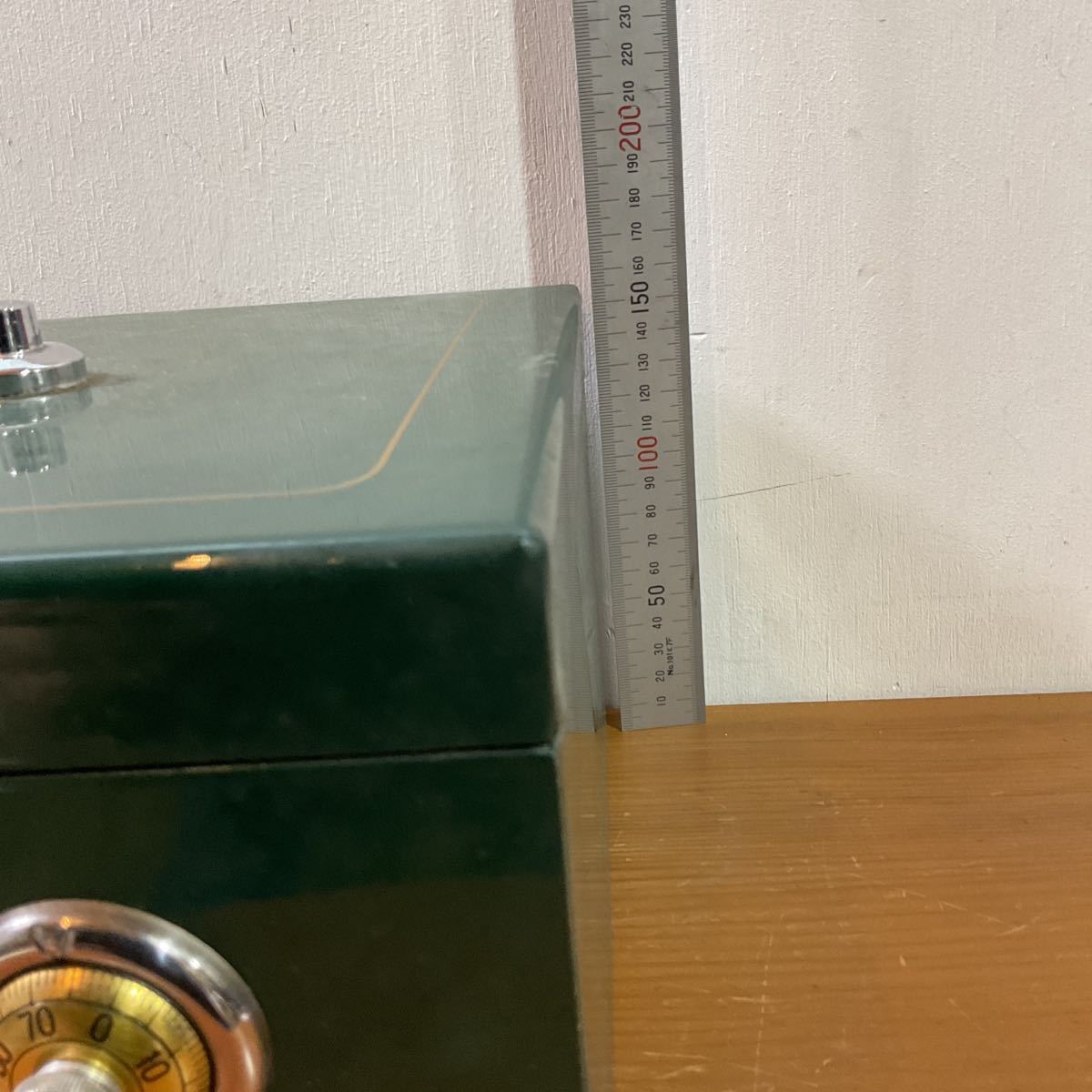 は07/当時物 手提げ金庫 鉄製 昭和レトロ アンティーク キャッシュ 