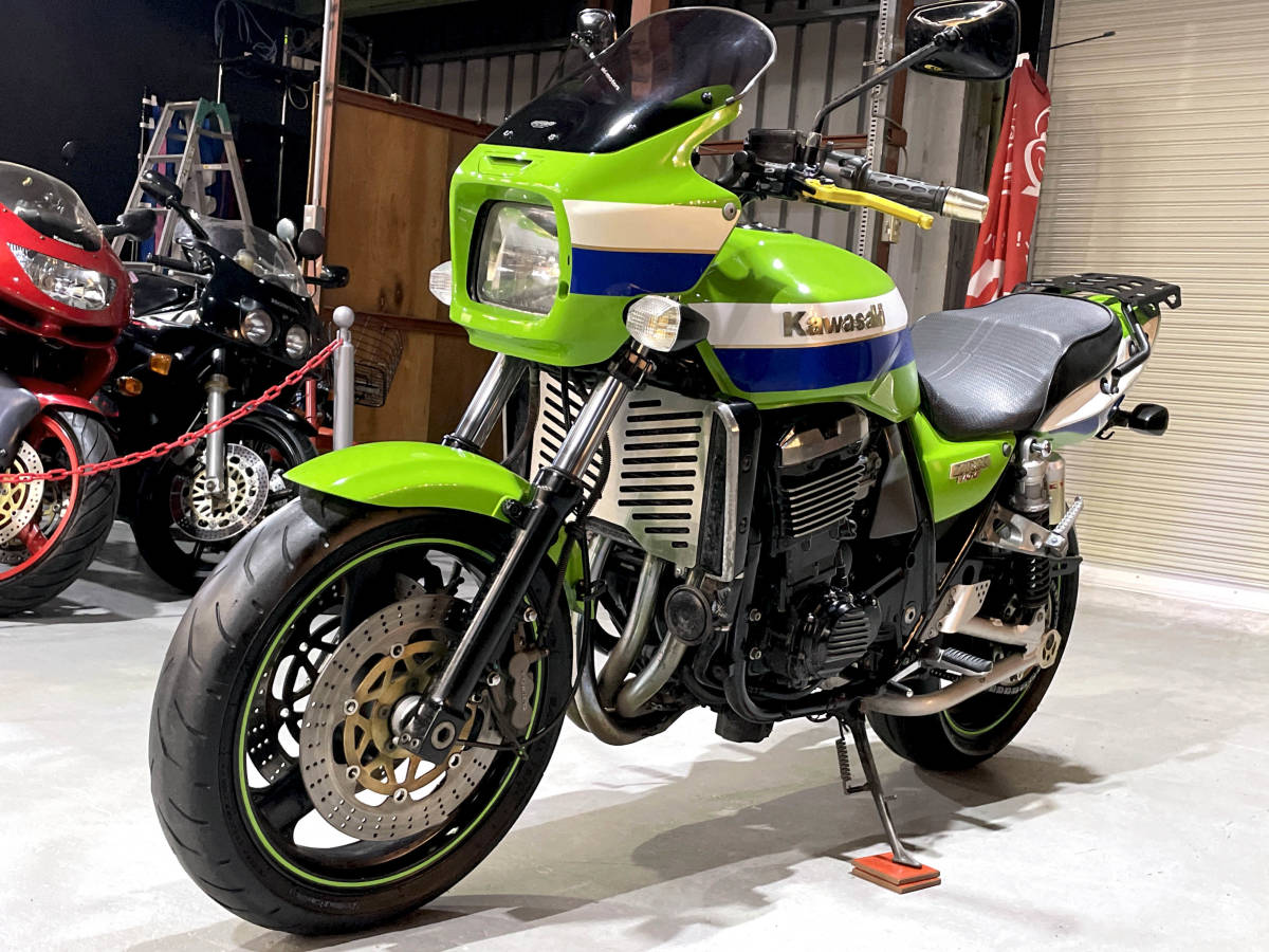 ZRX1100 ZRT10C ☆動画☆ ストライカー製フルエキゾーストマフラー/MRA