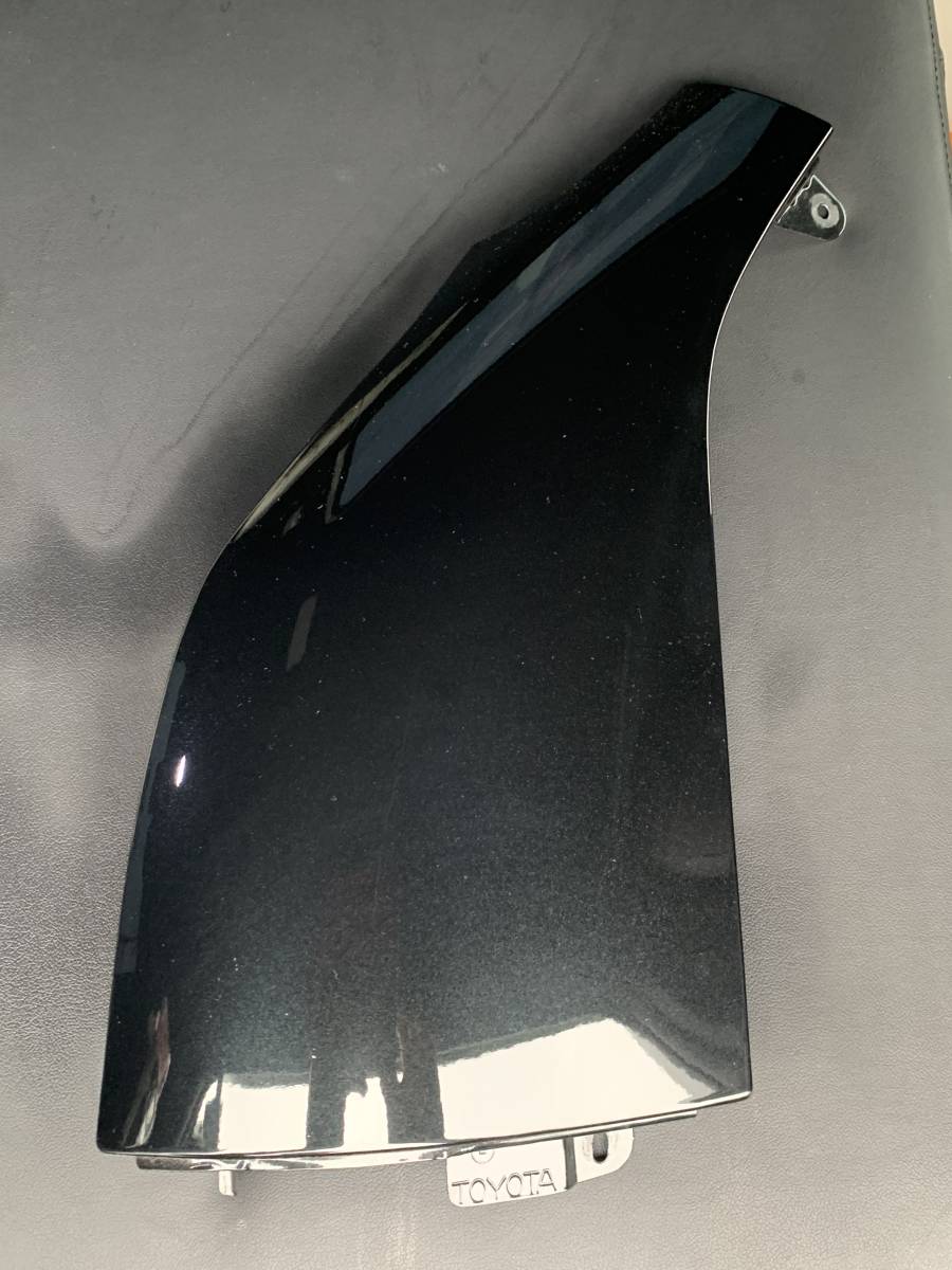 200系ハイエースコーナーパネル