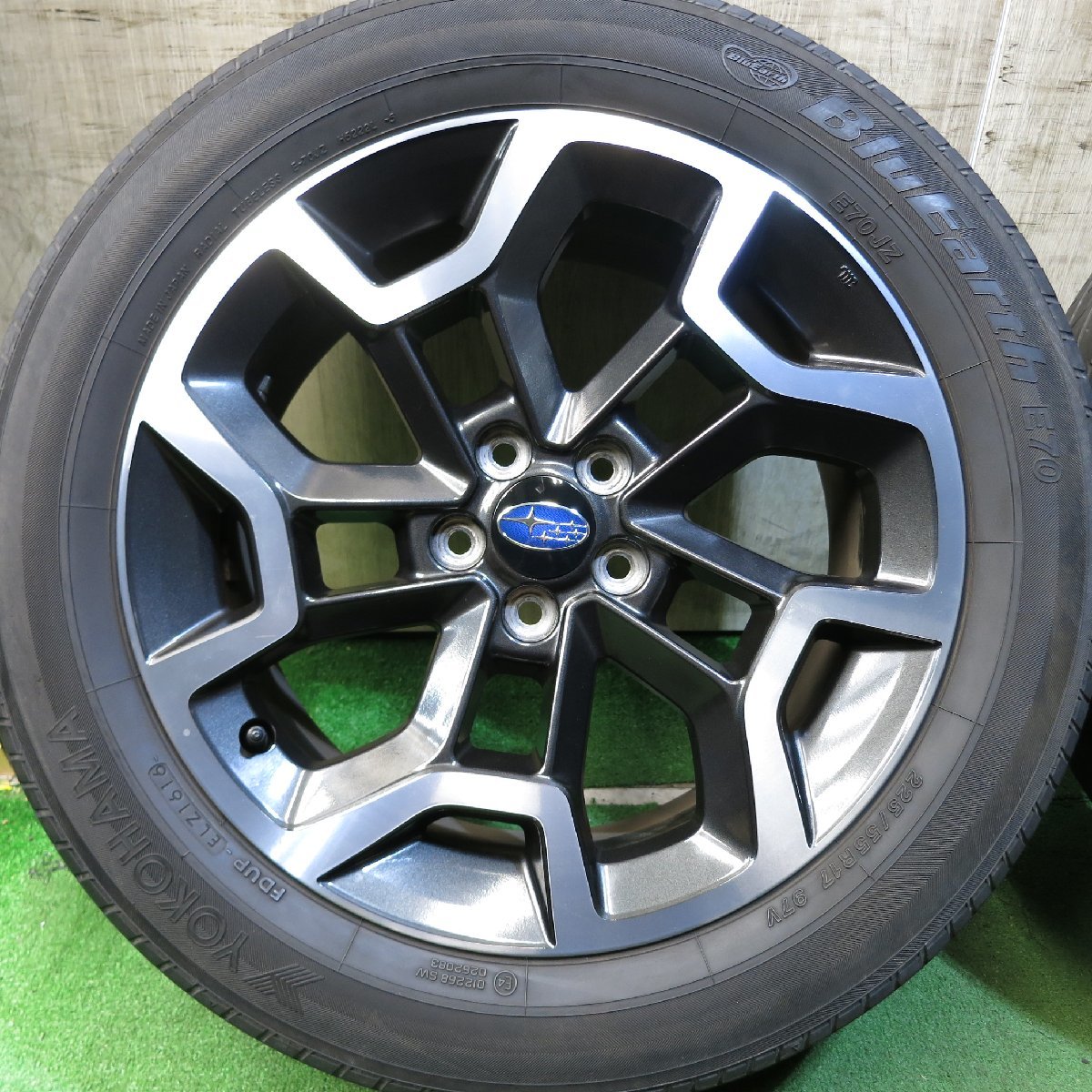 キレイ☆スバル XV 純正 225/55R17 ヨコハマ ブルーアース E70 E70JZ