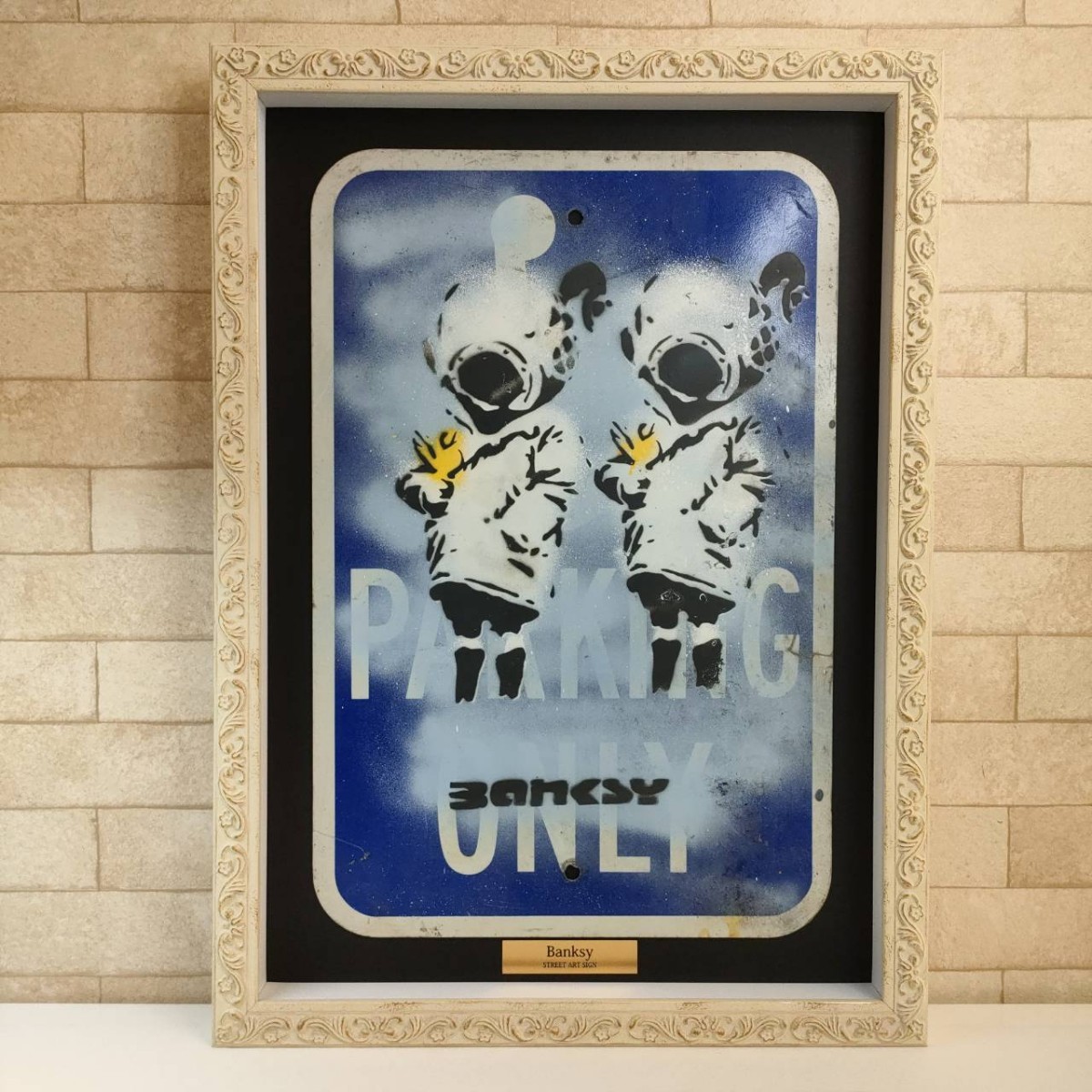 ☆バンクシー 額装済み ストリートサイン Banksy バンクシー ロード