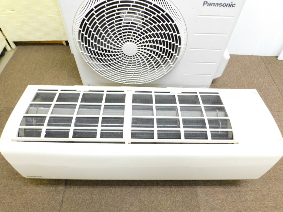 m326 Panasonic パナソニック ルームエアコン CS-22TFJ-W 主に6畳用 