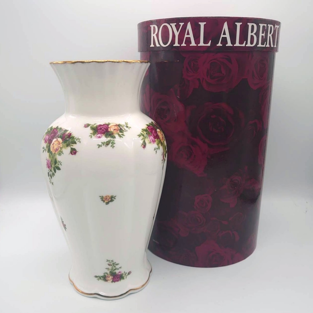 ROYAL ALBERT ロイヤルアルバート オールドカントリーローズ フラワーベース 花瓶 花器 花入れ 金彩 花柄 インテリア ブランド tp-23x405