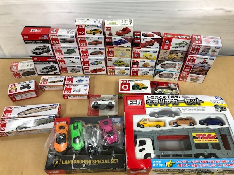 230407PT270253 トミカまとめセット ディズニー ツムツム 覆面パトカー 白バイ スーパーアンビュランス ロンドンバス オロチ など