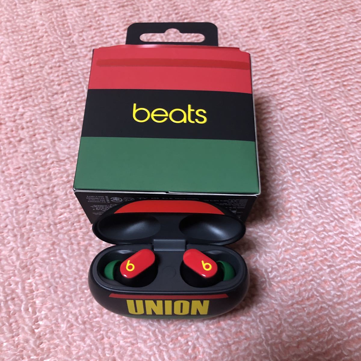 Studio Beats Buds by STUDIO Beats、「UNION」コラボの完全ワイヤレス