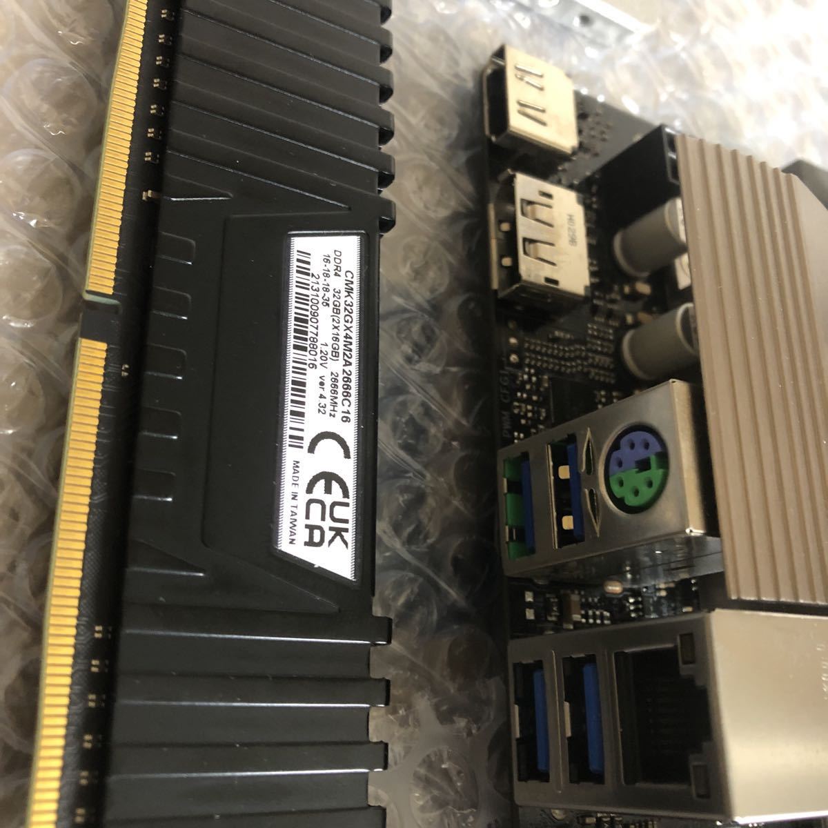 ASRock B460M-ITX vengeance DDR4-2666 16GB SSD 500GB LGA1200