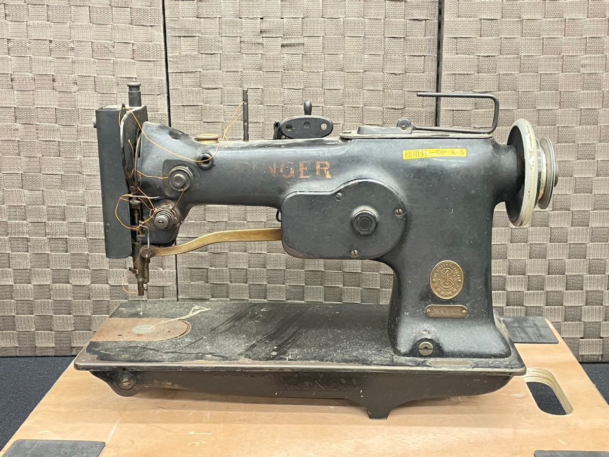 E801-O37-124 SINGER シンガー 107W102 工業用ミシン ハンドクラフト