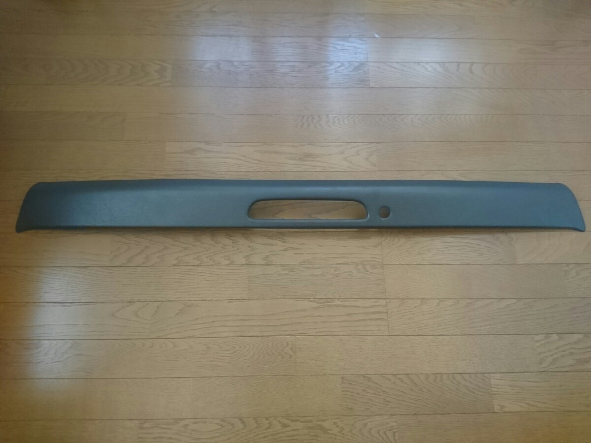 ☆ハイエース 200系 リアスポイラー リアウイング 標準 ナロー用 中古