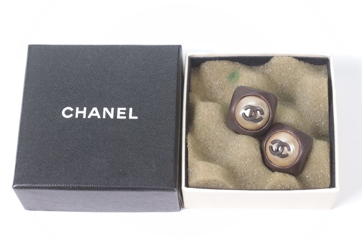 CHANEL シャネル 98A フェイクパール ココマーク イヤリング アクセサリー ブラウン系 ヴィンテージ 箱付 2848-N