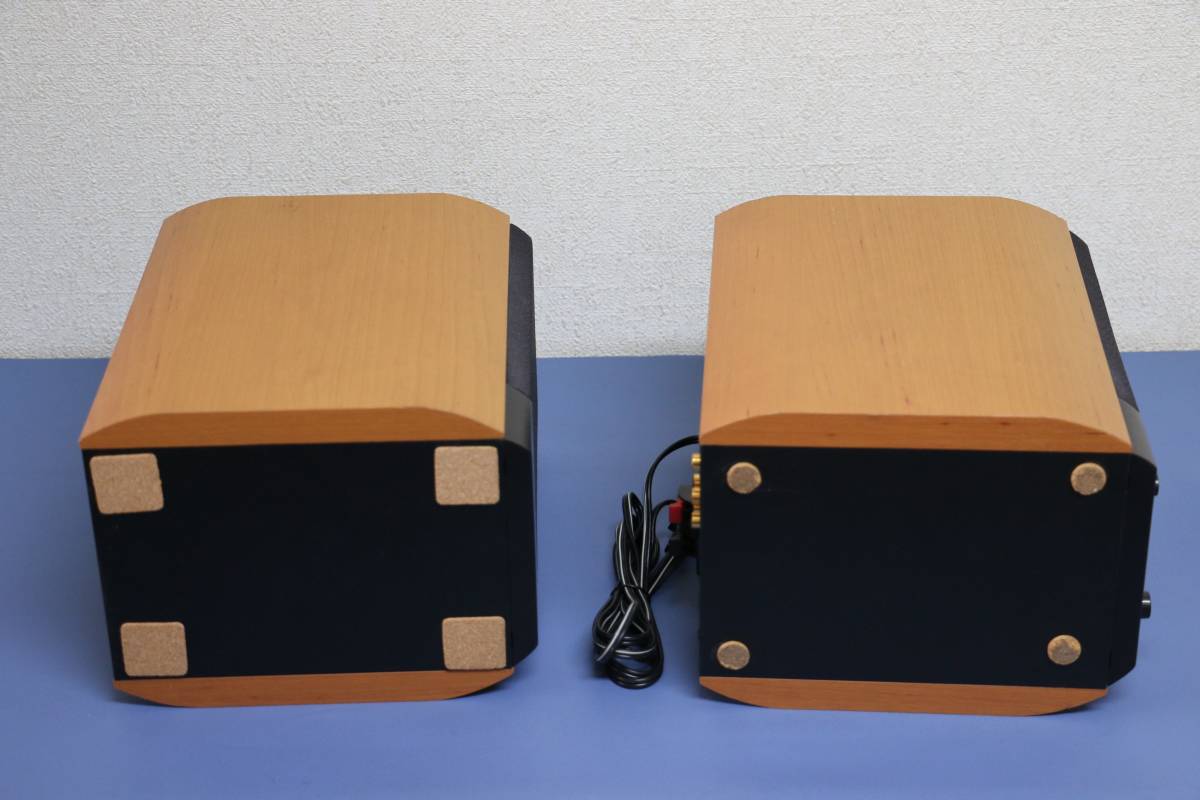 ONKYO D-P1 ／スピーカー ウッド調 ONKYO D-P1 ／スピーカー ウッド調