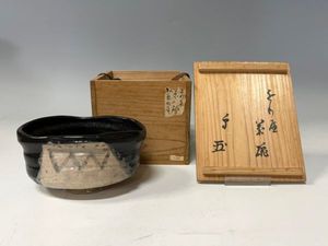 Gr523「A県古い茶道具好きなKM氏様からの委託品」指物師　三好木屑作　時雨桜香合　武者小路千家三代木津聿斎宗泉由来書付　愈好斎表箱書付