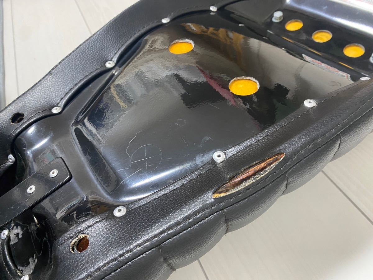 W650 ナイトロヘッズ シート カワサキW650シート ナイトロヘッズ 