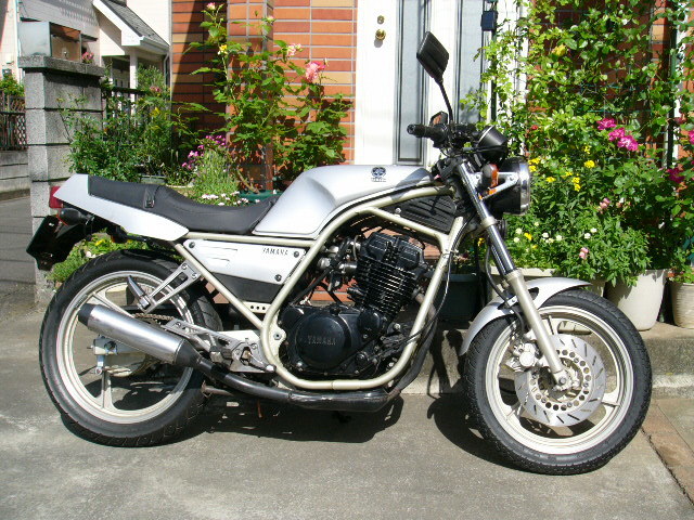 埼玉県行田市から ヤマハ SRX250 51Y 不動車 ジャンク 書類有り 鍵有り