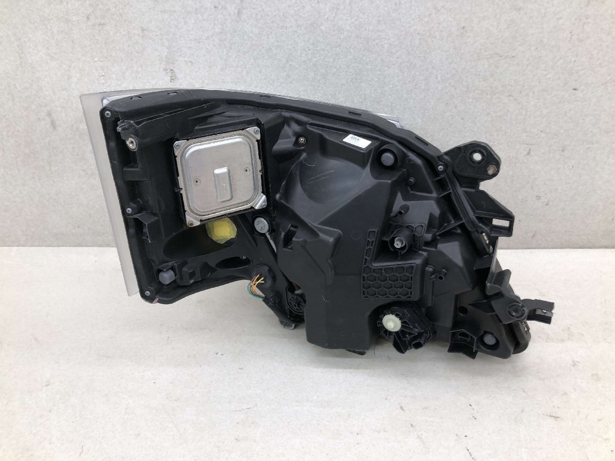 後期 led nv350 ヘッドライト 前期 オンライン で 販売車・バイク