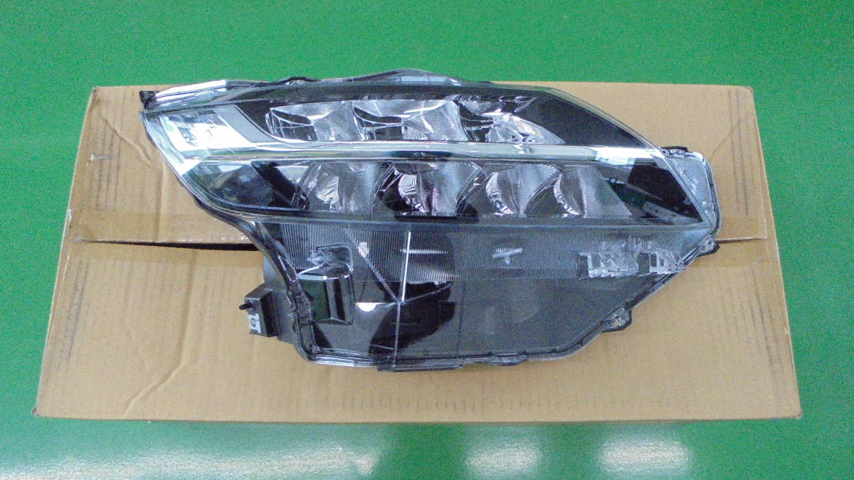 B34A 三菱 純正 ミツビシ EKクロススペース B34A 右ヘッドランプ