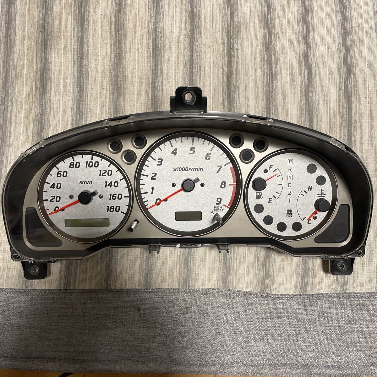 S15 シルビア　スペックR 日産純正　運転席側　ピラーパネル　RH メーター付 S15シルビア 日産純正 スピードメーター SPEC-R ATメーター S15