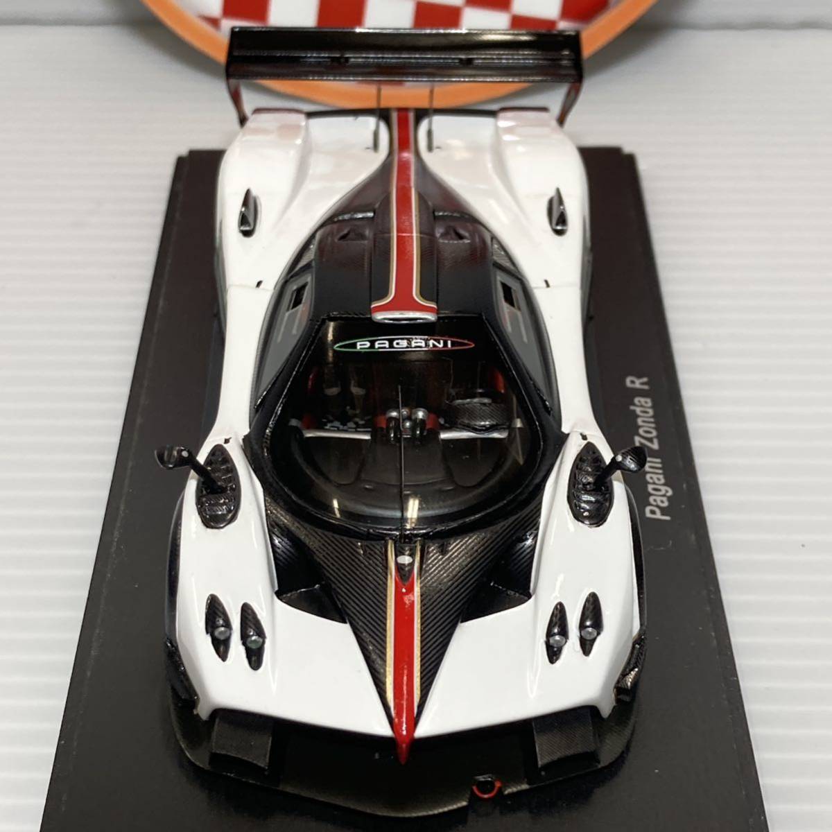 1/43 スパーク パガーニ ゾンダ R SPARK PAGANI ZONDA R PD04311009 