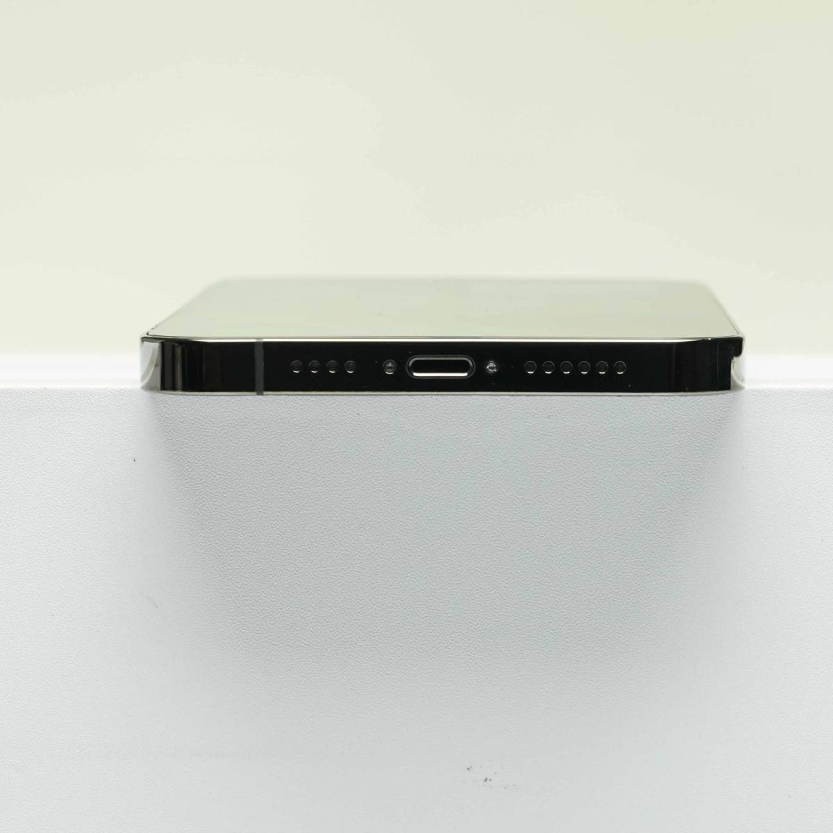 iPhone 12 Pro Max 512GB グラファイト MGD33J/A SIMフリー 訳あり品