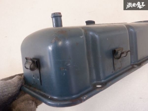 日産 純正 A12 A型 エンジン ヘッドカバー タペットカバー 旧車 当時物