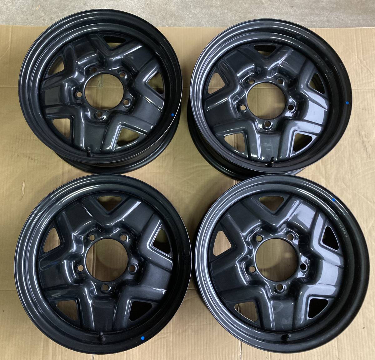 新車外し JB64 ジムニー XL XG 純正スチールホイール 4本 令和4年11