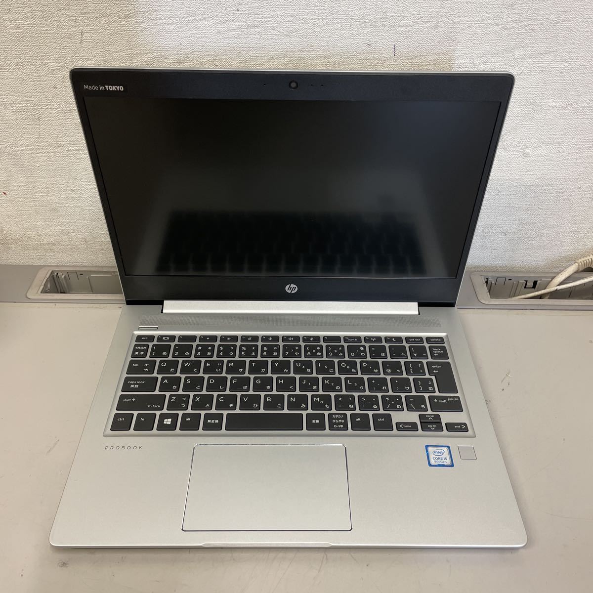 115【通電・表示OK】HP Z2 SFF G4 Intel(R) Xeon(R) E-2144G CPU