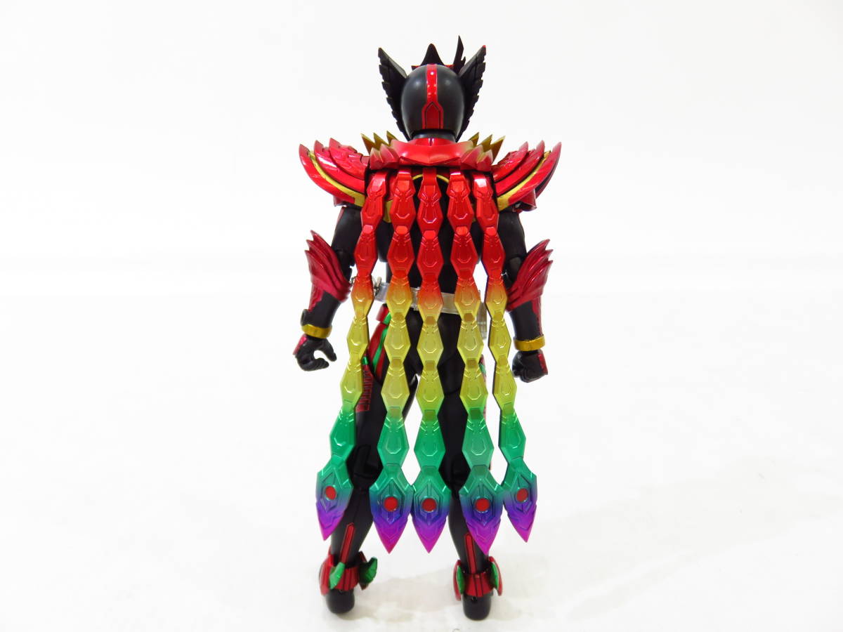 s2778k [送料850円]【中古】 S.H.フィギュアーツ 真骨彫 仮面ライダーオーズ タジャドルコンボエタニティ [061-000100] sh フィギュアーツの通販 中古未開封)(真骨彫製法)
