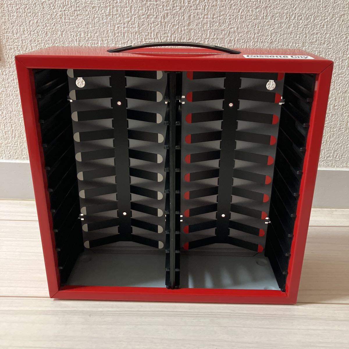 カセットテープ収納ケース カセットシティ レトロ ブラック・レッド 2025年最新Cassette cityの人気アイテム 美品 昭和レトロ 80年代