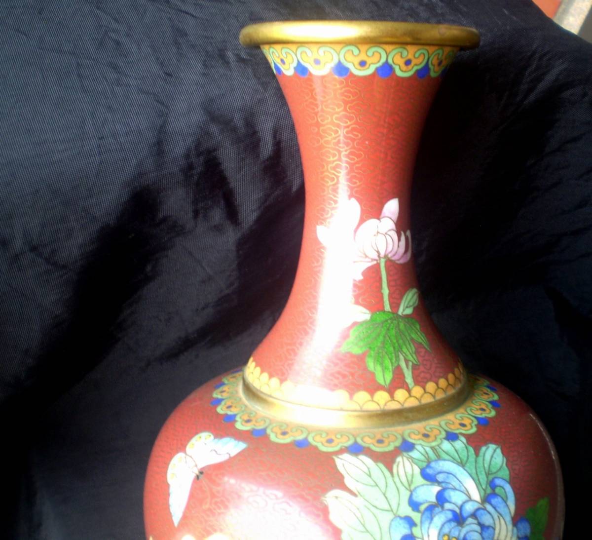 JINGFA ジンファ 中国七宝 中国美術 七宝焼き 蝶・青い菊図 花瓶/花
