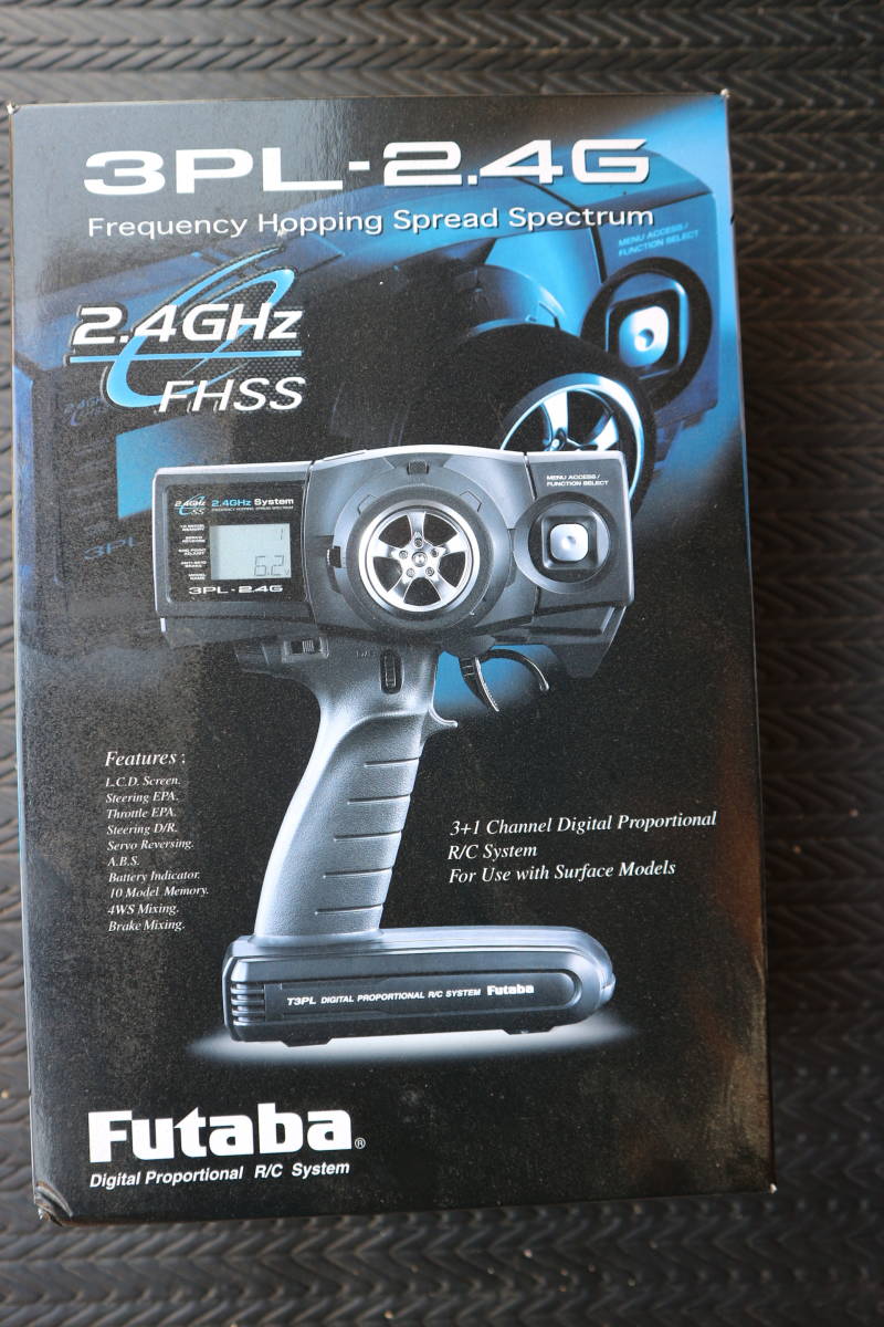 Futbaフタバ送信機のみ　３PL-2.4G おそらく未使用ですが