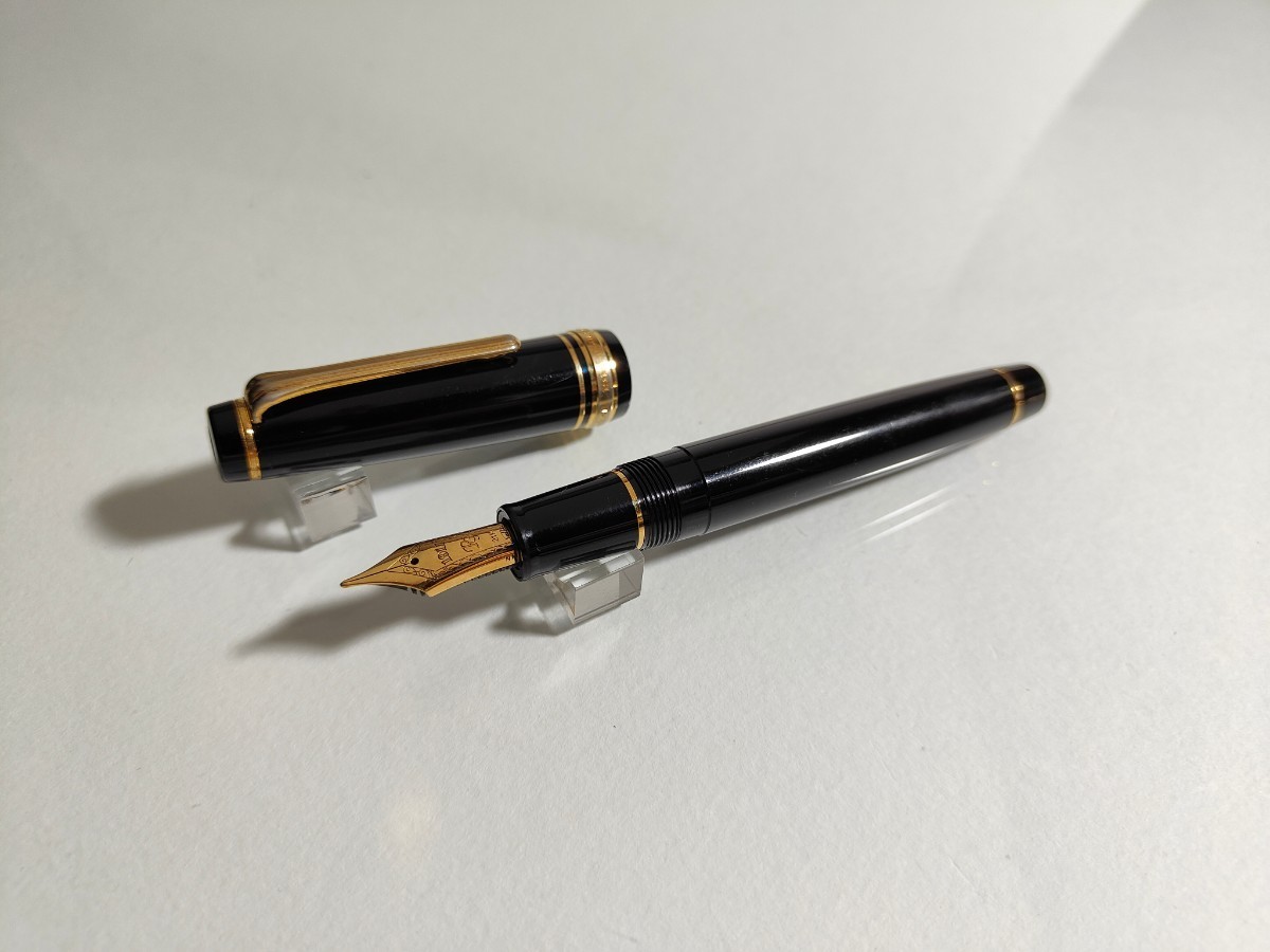 訳有】Sailor PROFESSIONAL GEAR 21K NM /セーラー万年筆 