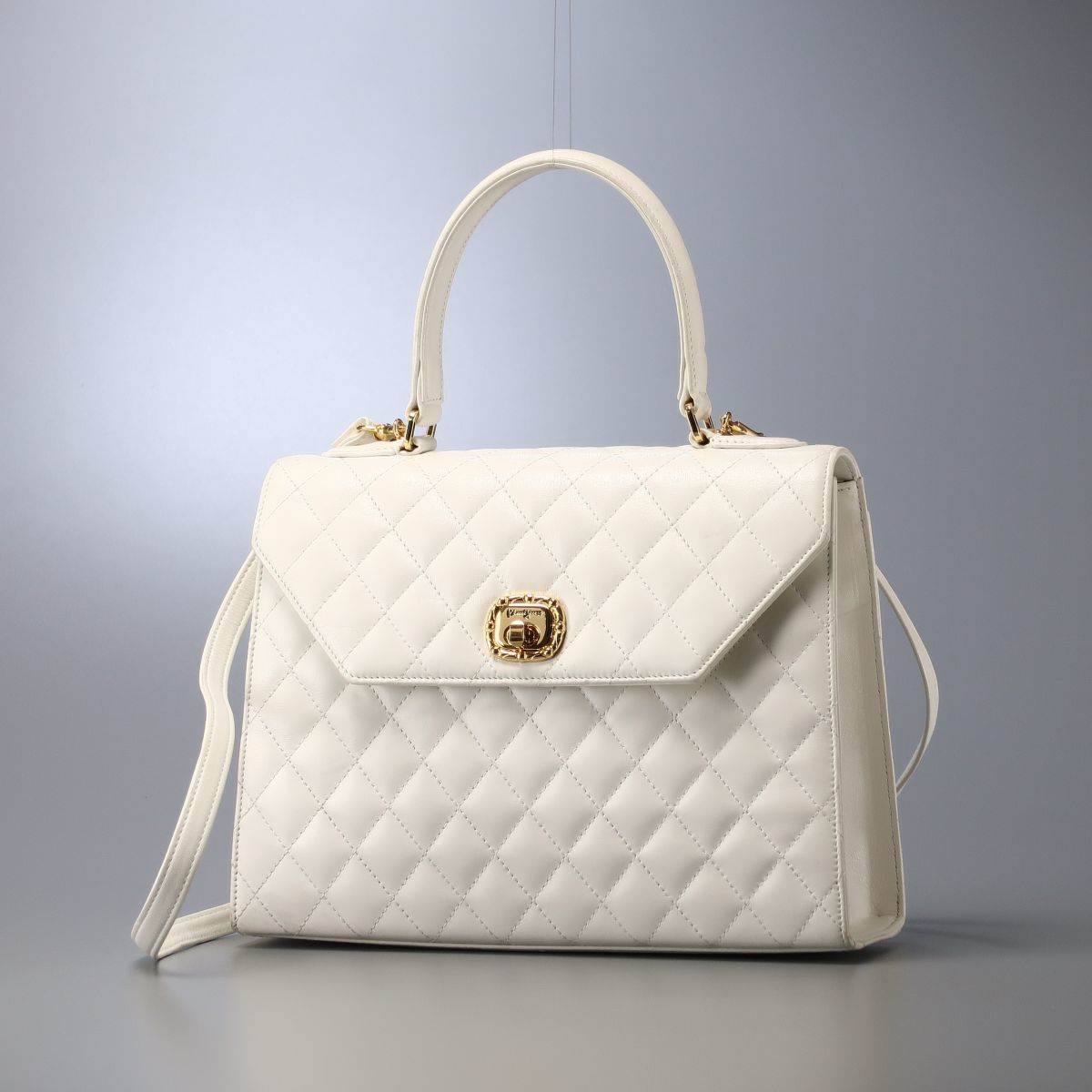 GN4351▽キミジマ/KIMIJIMA*キルティングレザー*ショルダー付き*フラップ*ハンドバッグ*肩掛け/手提げ 鞄*ホワイト×ゴールド