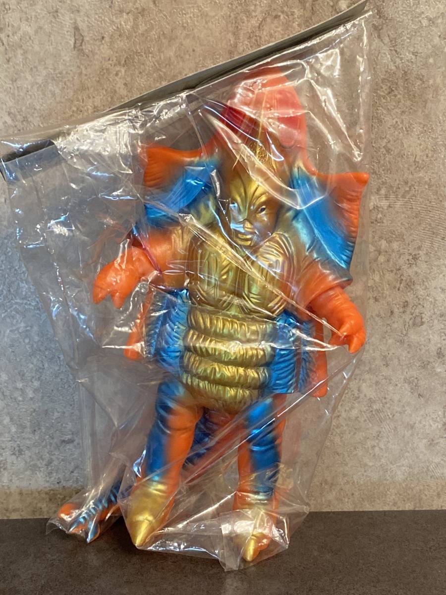 円谷 アイアン ソフビ お得，安い 未開封品 復刻ブルマァクミラーマン